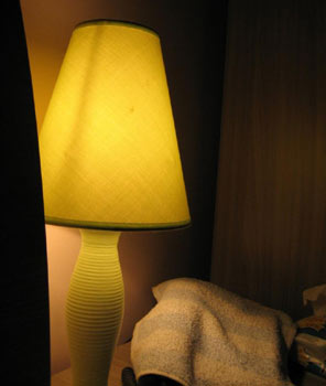 泛黃燈具：勾起無(wú)限憧憬(組圖)