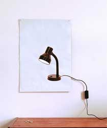 飛身入墻的平板LED臺燈(圖)