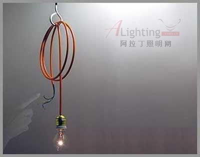 “觸電”才能點(diǎn)亮的個(gè)性吊燈(圖)