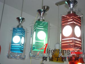 歐特：網(wǎng)上照明展最受關(guān)注吊燈(圖)