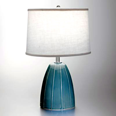 日式復(fù)古臺(tái)燈 帶來(lái)視覺(jué)新享受（圖）