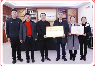 閩旋科技再添佳績，泉州市總工會黨組書記、常務(wù)副主席韓衛(wèi)華一行蒞臨指導(dǎo)工作