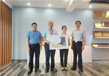 閩旋科技再獲國際發(fā)明獎，泉州市總工會副主席陳坤生一行蒞臨指導(dǎo)和表彰